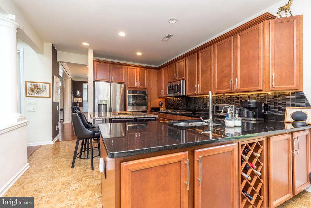 509 JASMINE CIRCLE