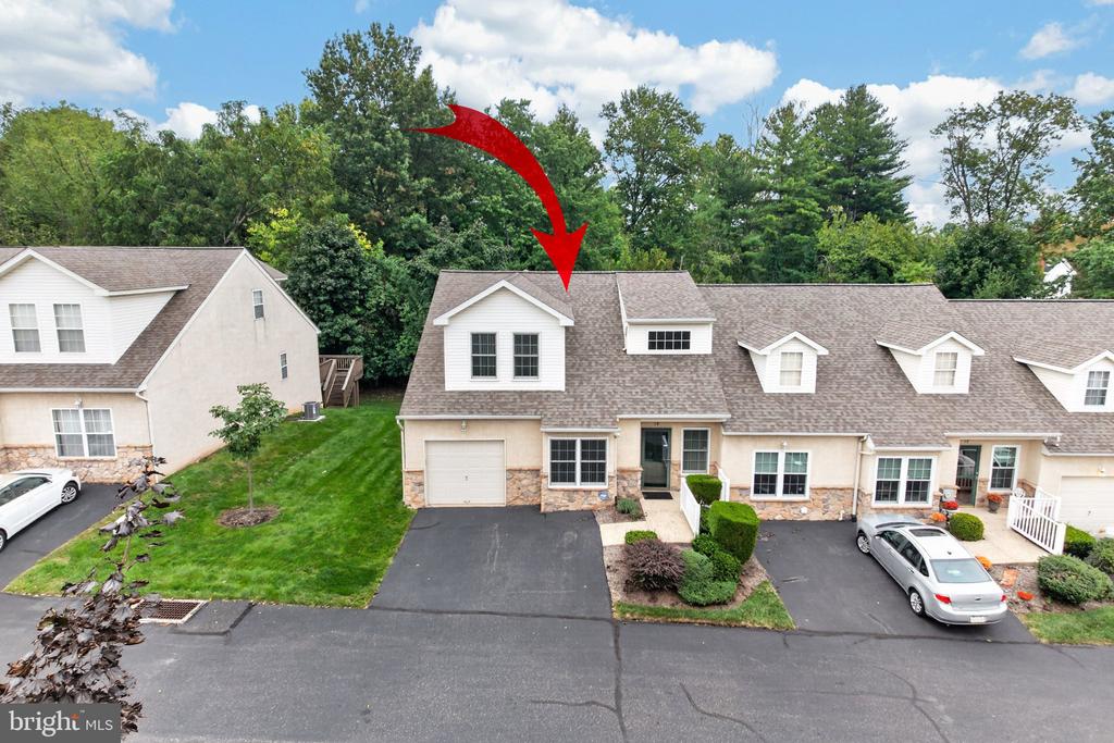 19 STUART DRIVE Unit: 19