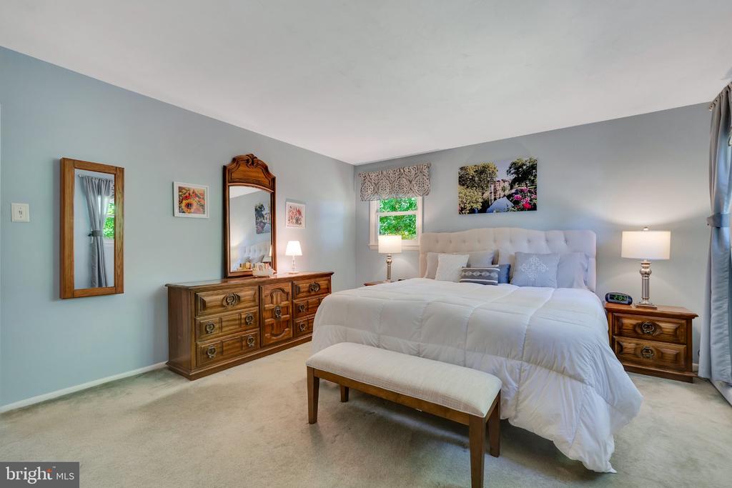 3335 CRAIG Y NOS AVENUE Unit:           