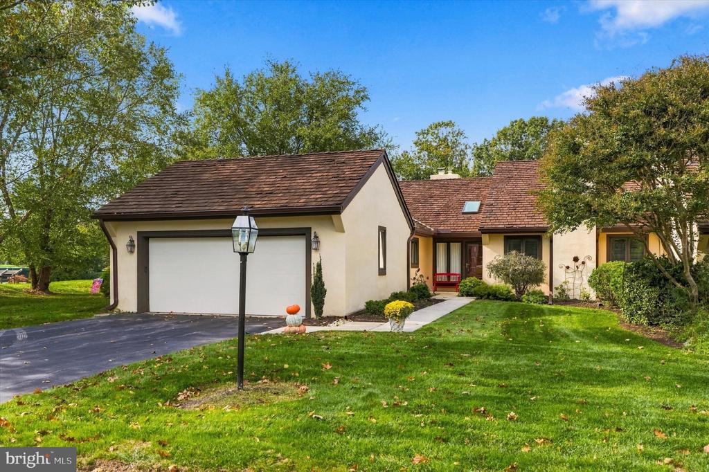 17 SPRINGHOUSE LANE Unit:           