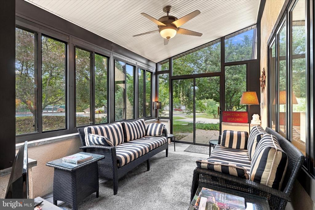 17 SPRINGHOUSE LANE Unit:           