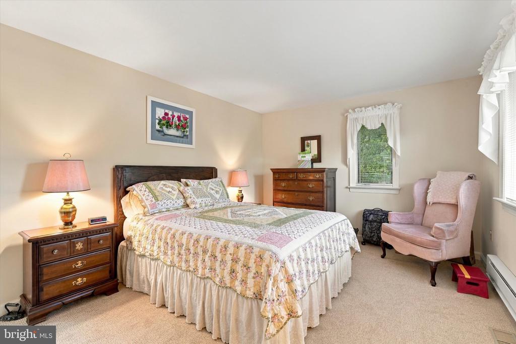 17 SPRINGHOUSE LANE Unit:           