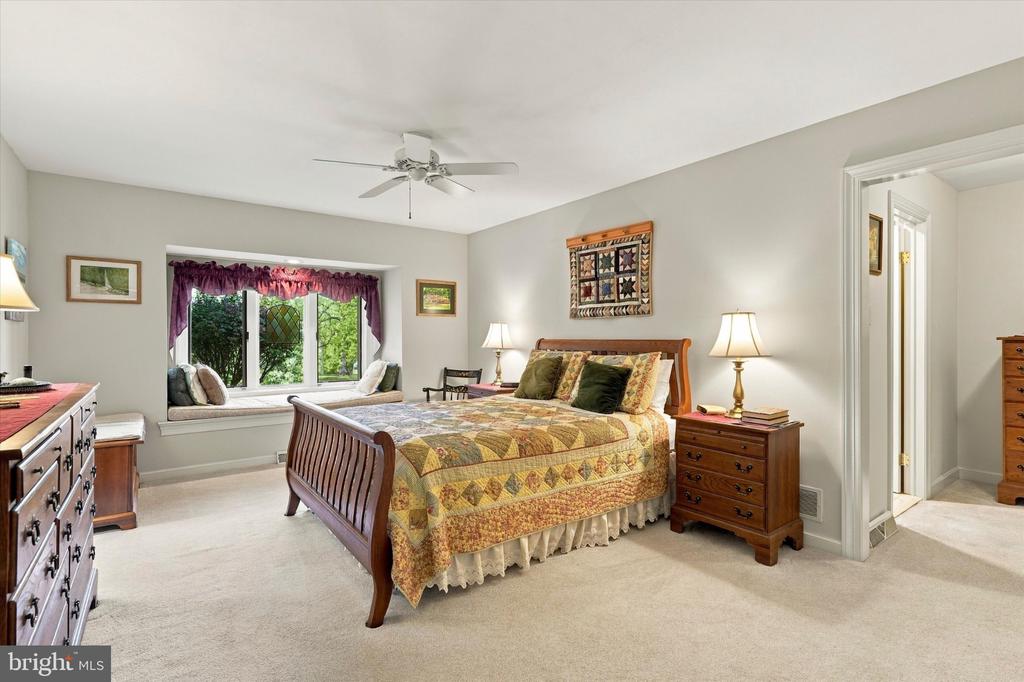 17 SPRINGHOUSE LANE Unit:           