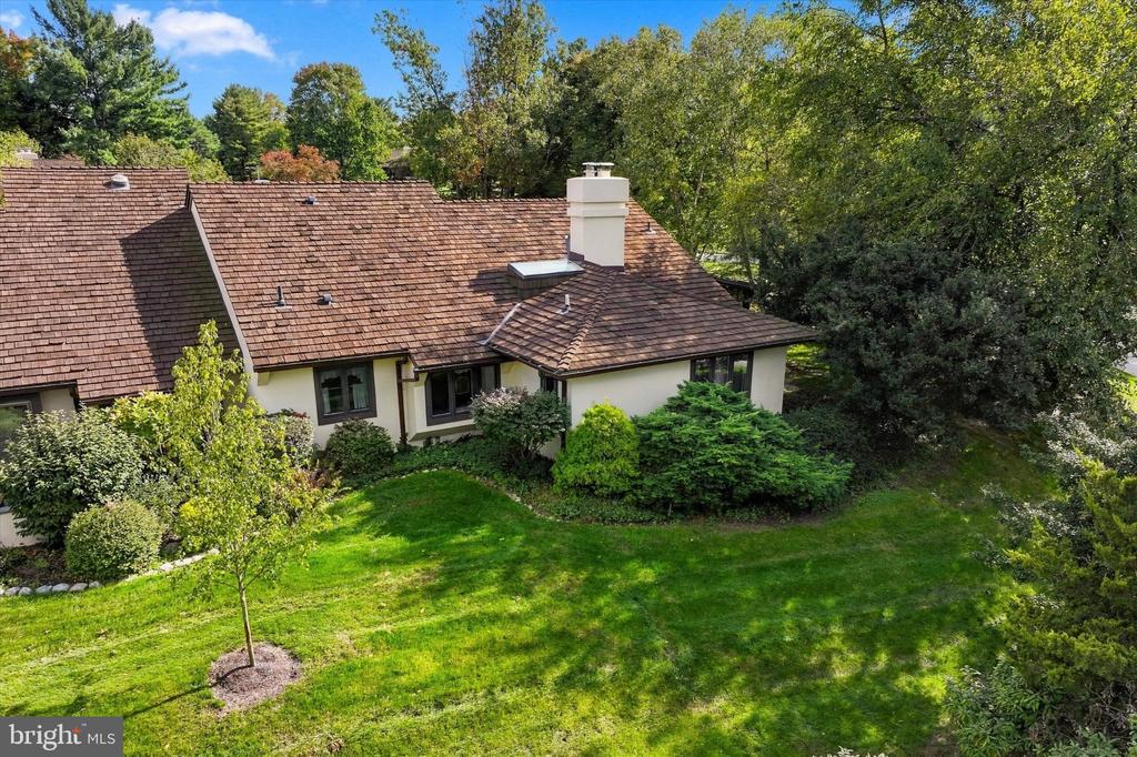 17 SPRINGHOUSE LANE Unit:           