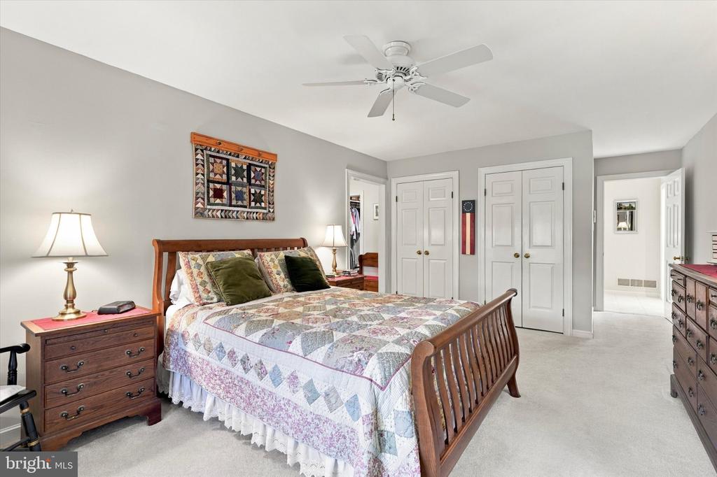 17 SPRINGHOUSE LANE Unit:           