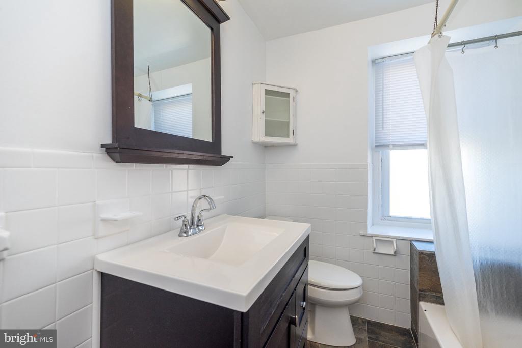 460 RENFREW AVENUE