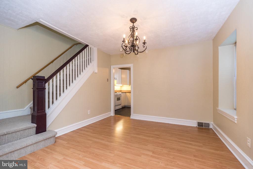 460 RENFREW AVENUE