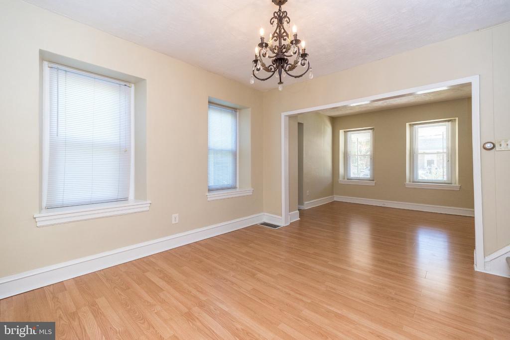 460 RENFREW AVENUE