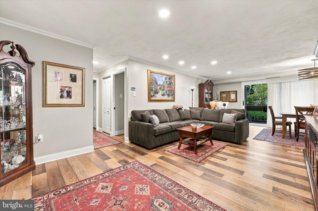 1655 OAKWOOD DRIVE Unit: N107