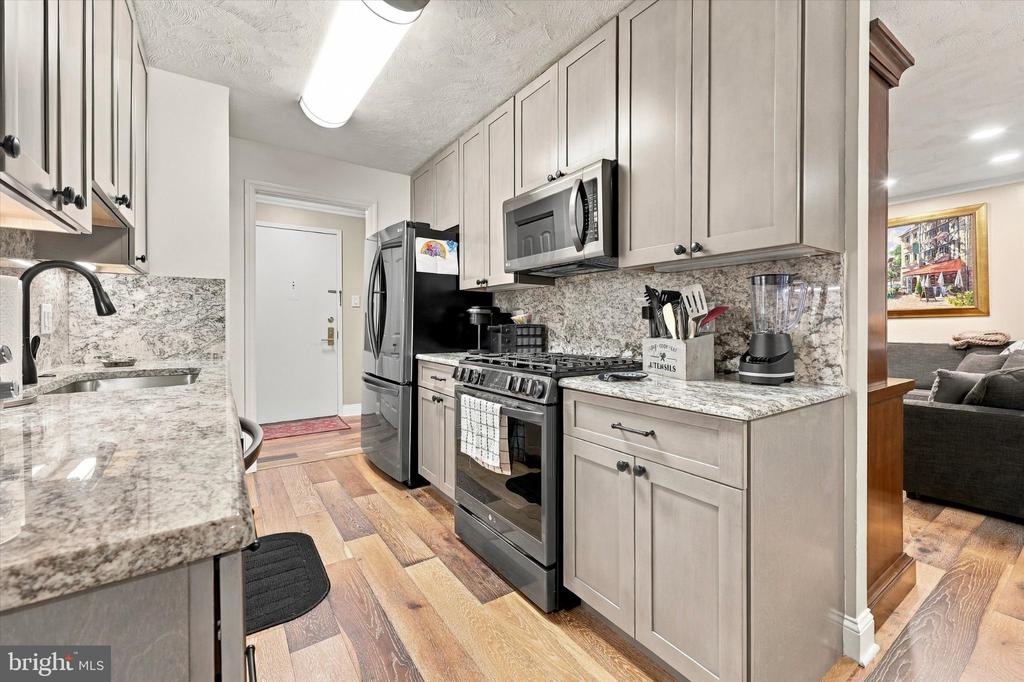 1655 OAKWOOD DRIVE Unit: N107