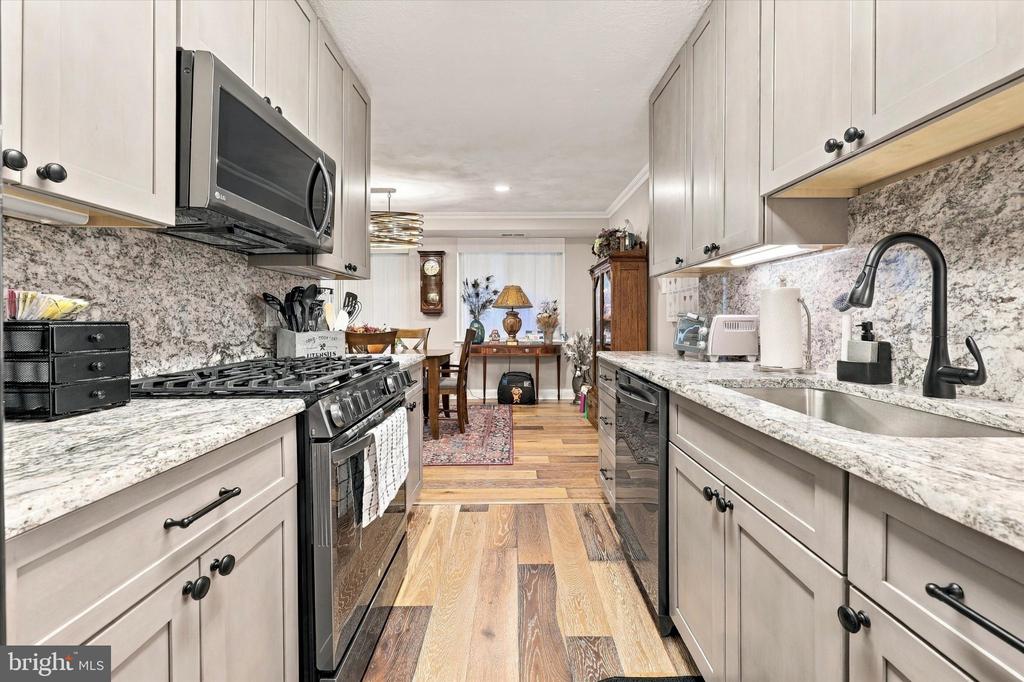 1655 OAKWOOD DRIVE Unit: N107