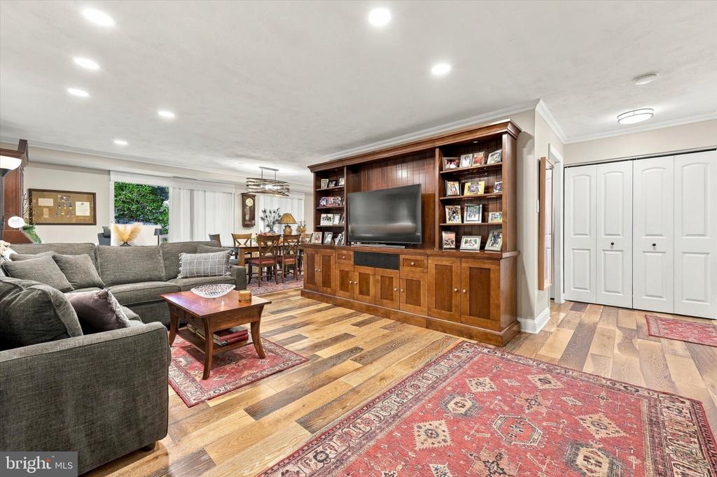1655 OAKWOOD DRIVE Unit: N107