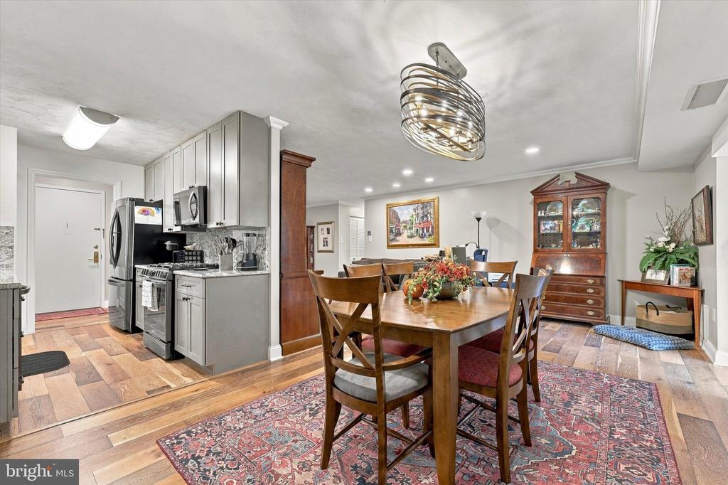 1655 OAKWOOD DRIVE Unit: N107