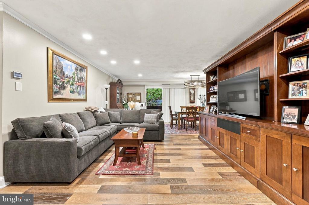 1655 OAKWOOD DRIVE Unit: N107