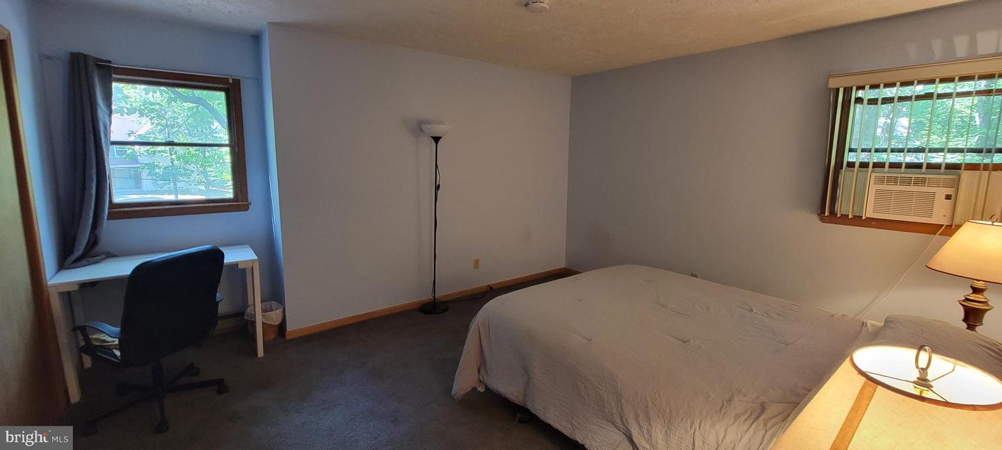 3219 Woodchip Ln