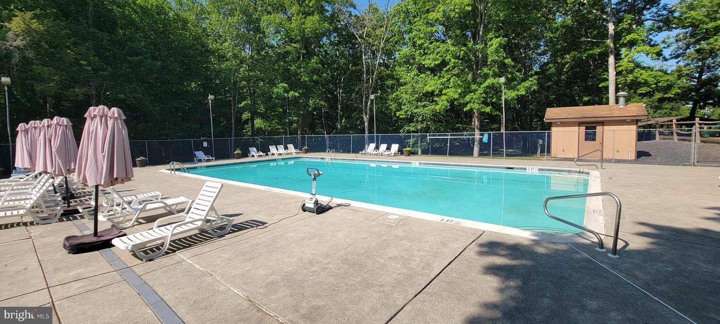 3219 Woodchip Ln