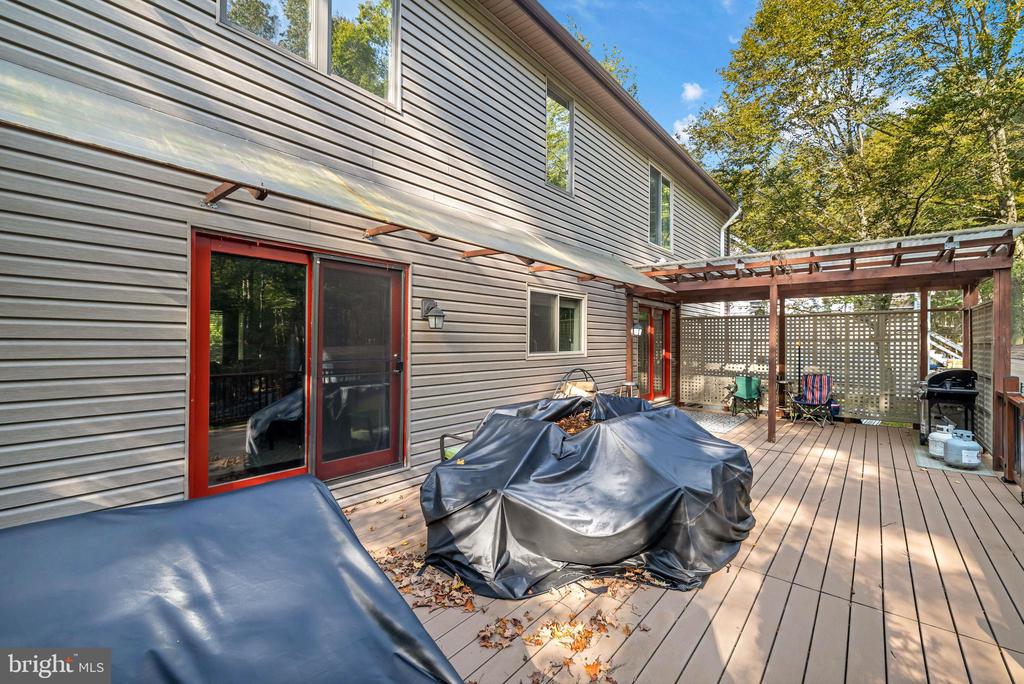 463 Maxatawny Dr