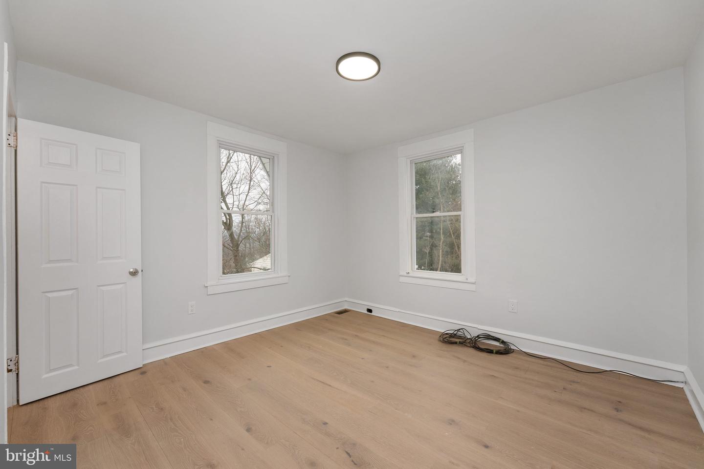 7508 Newland