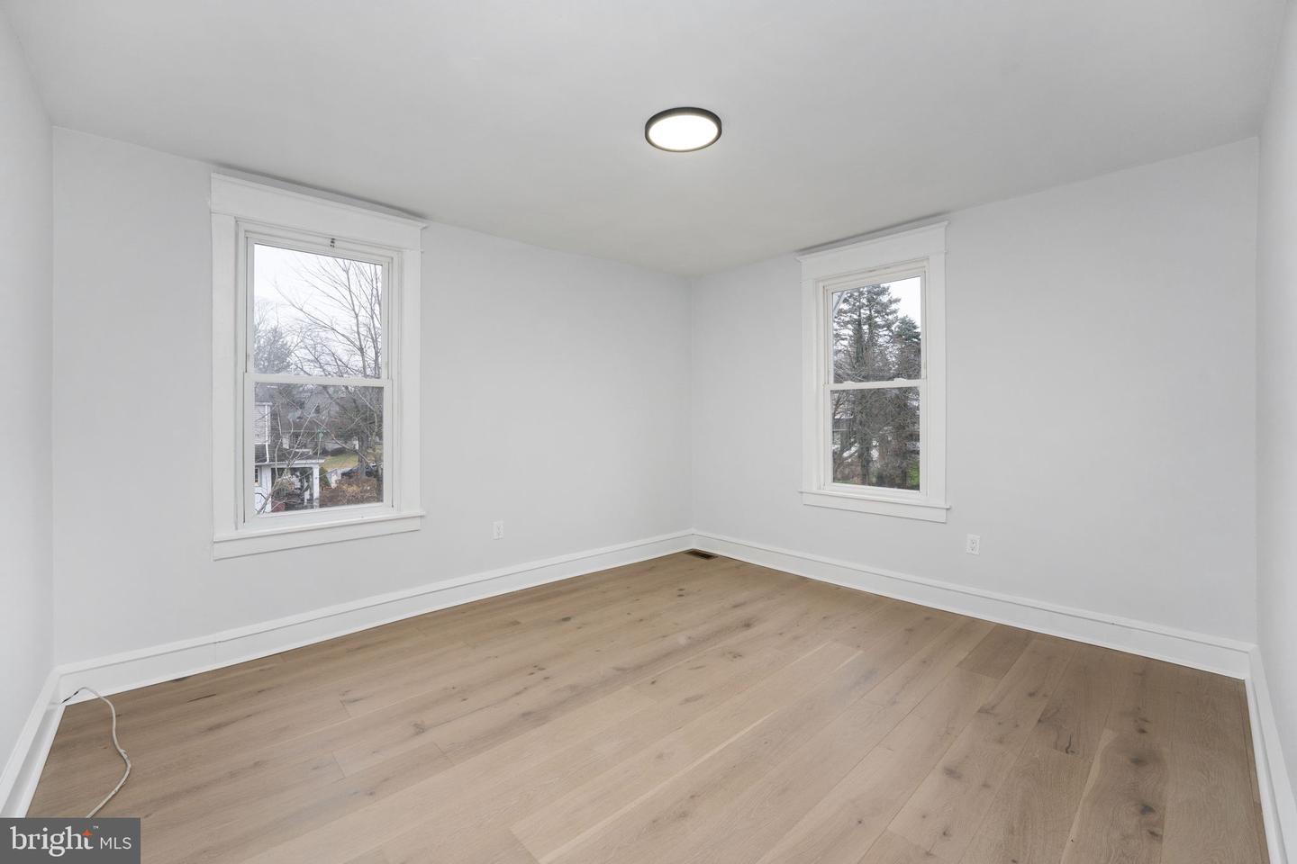 7508 Newland