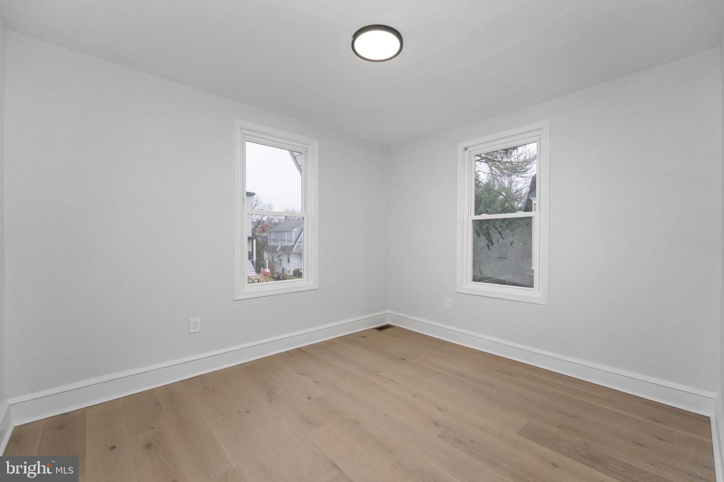 7508 Newland