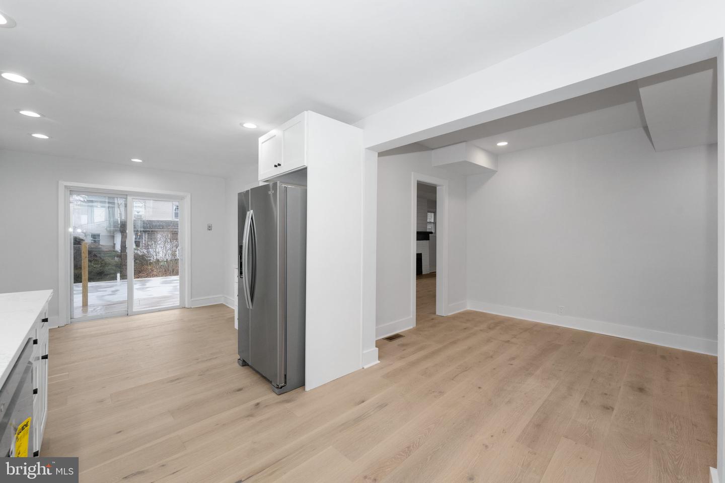 7508 Newland