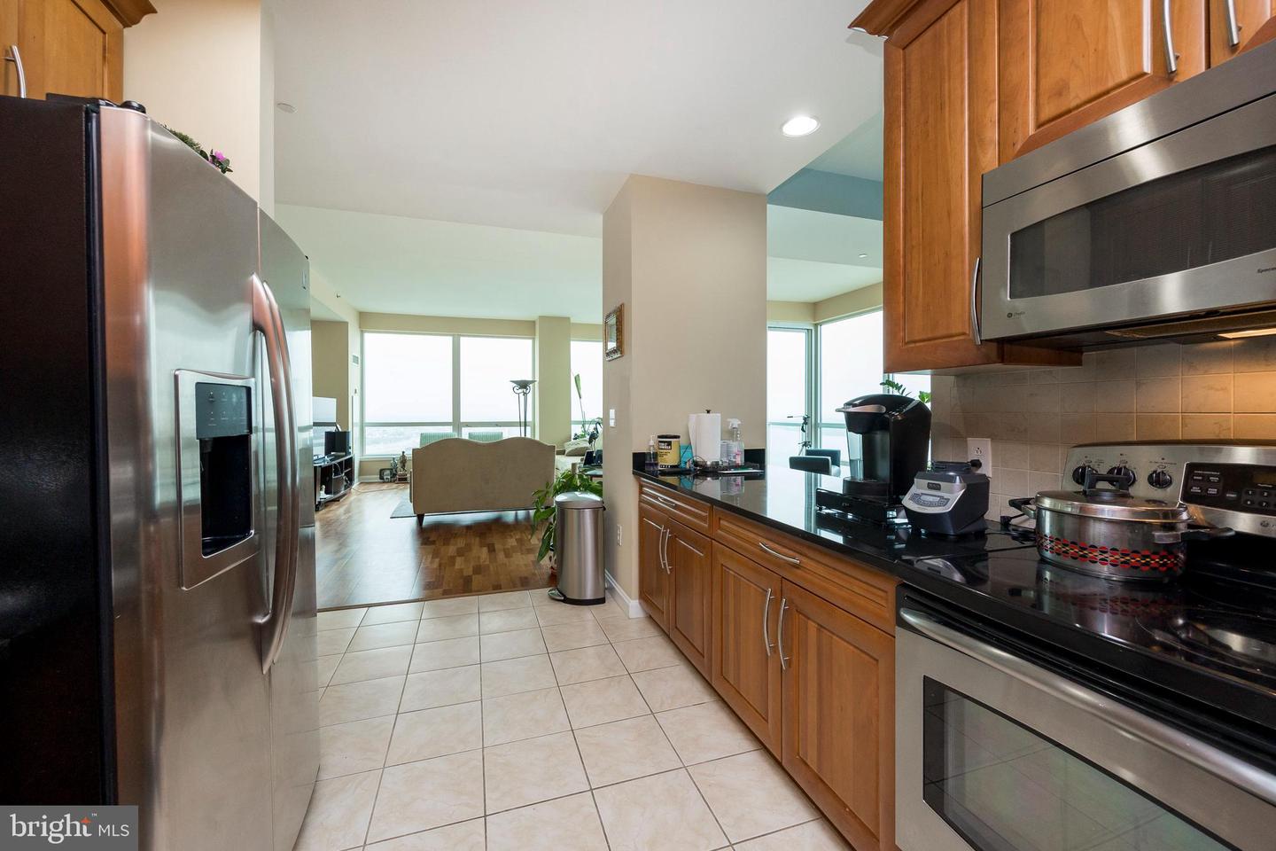 901 N Penn St #R2201