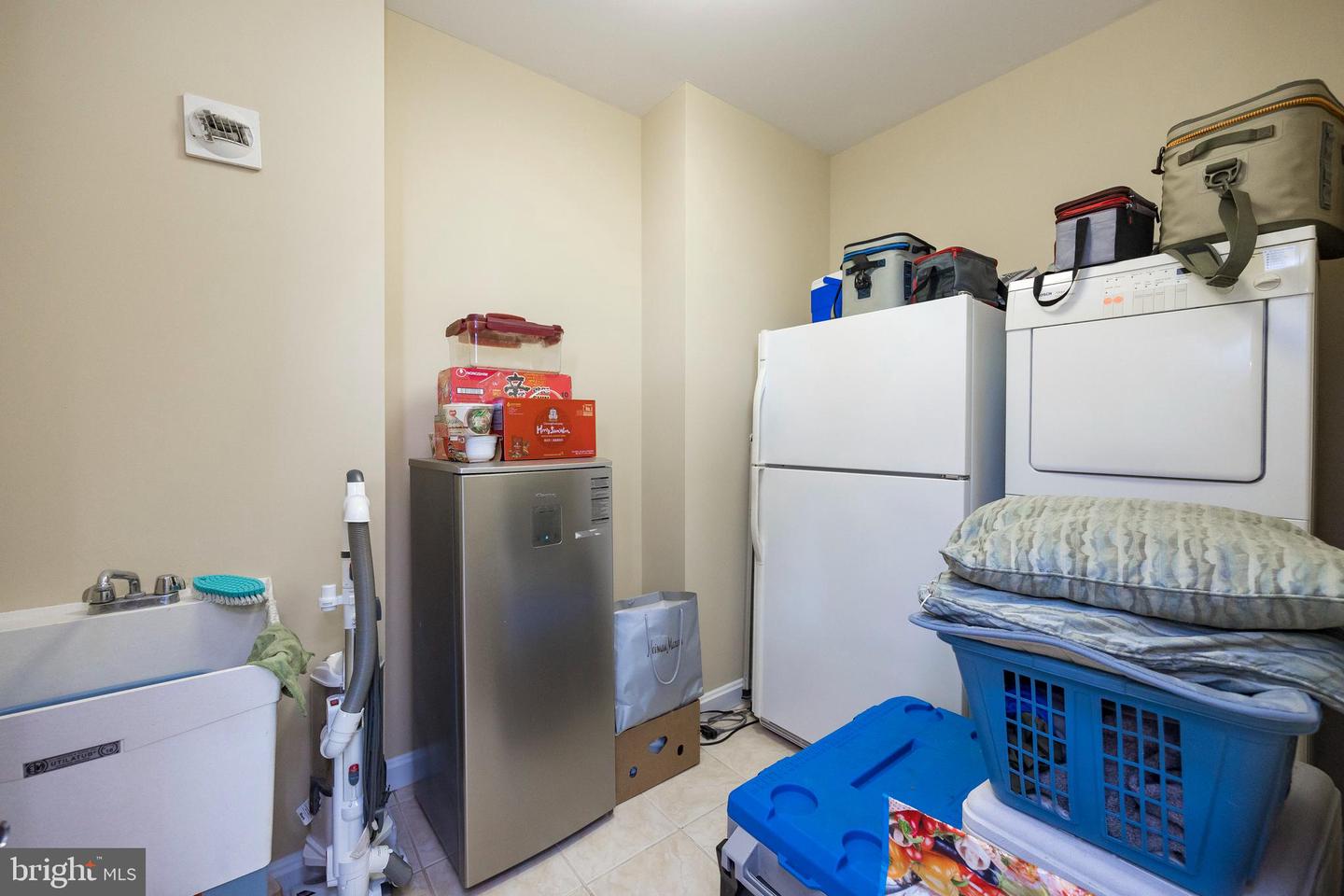 901 N Penn St #R2201
