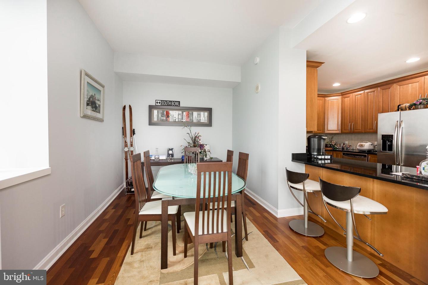901 N Penn St #R2201