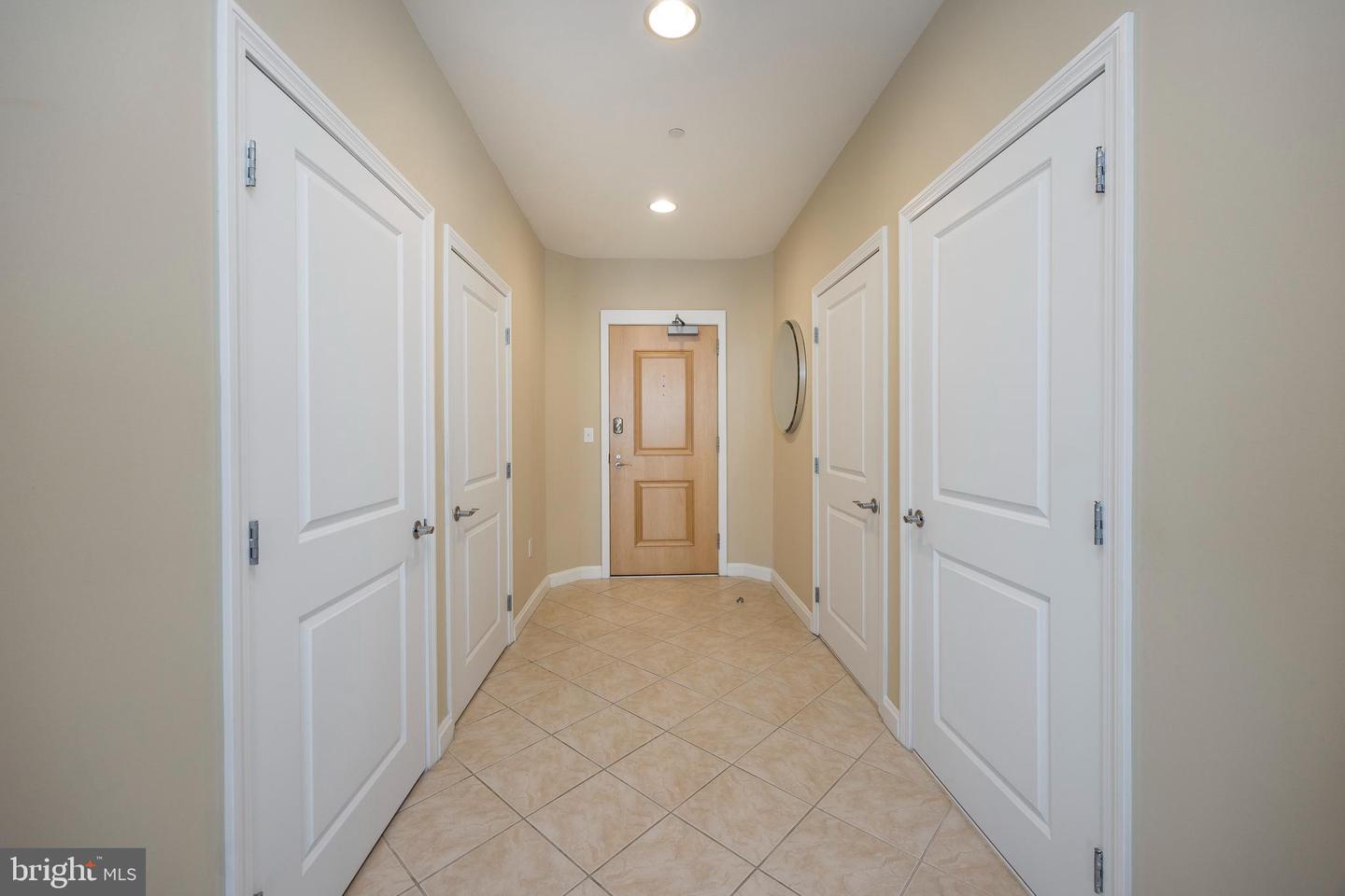 901 N Penn St #R2201