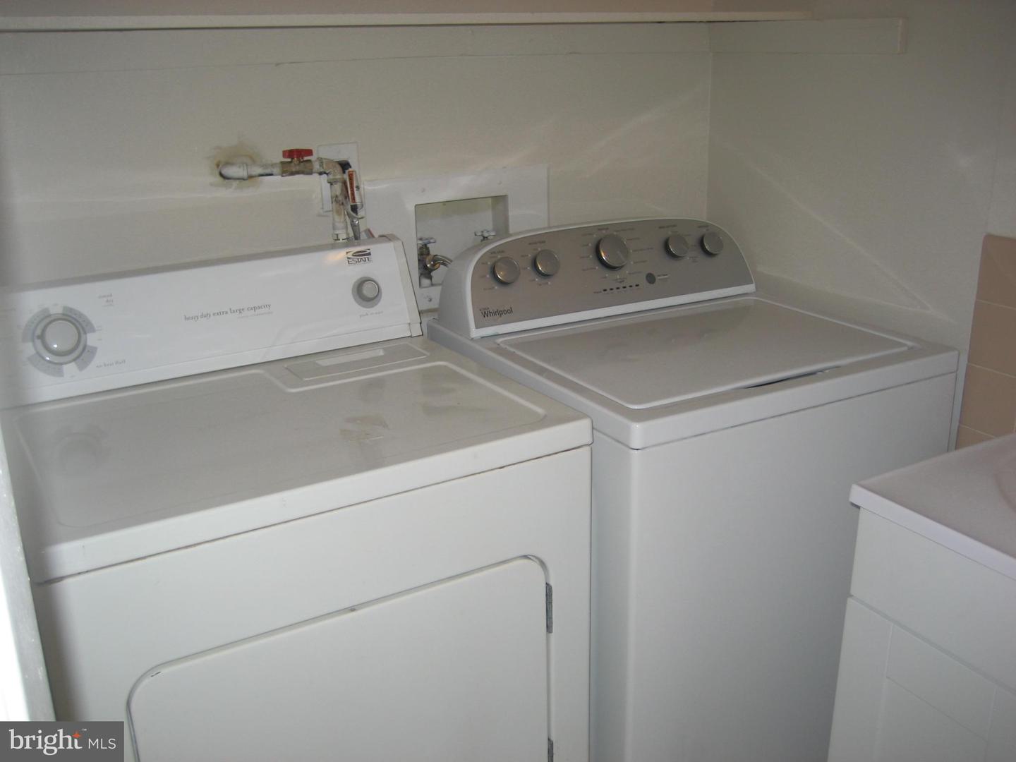 7913 Fairfield St #2nd Floor
