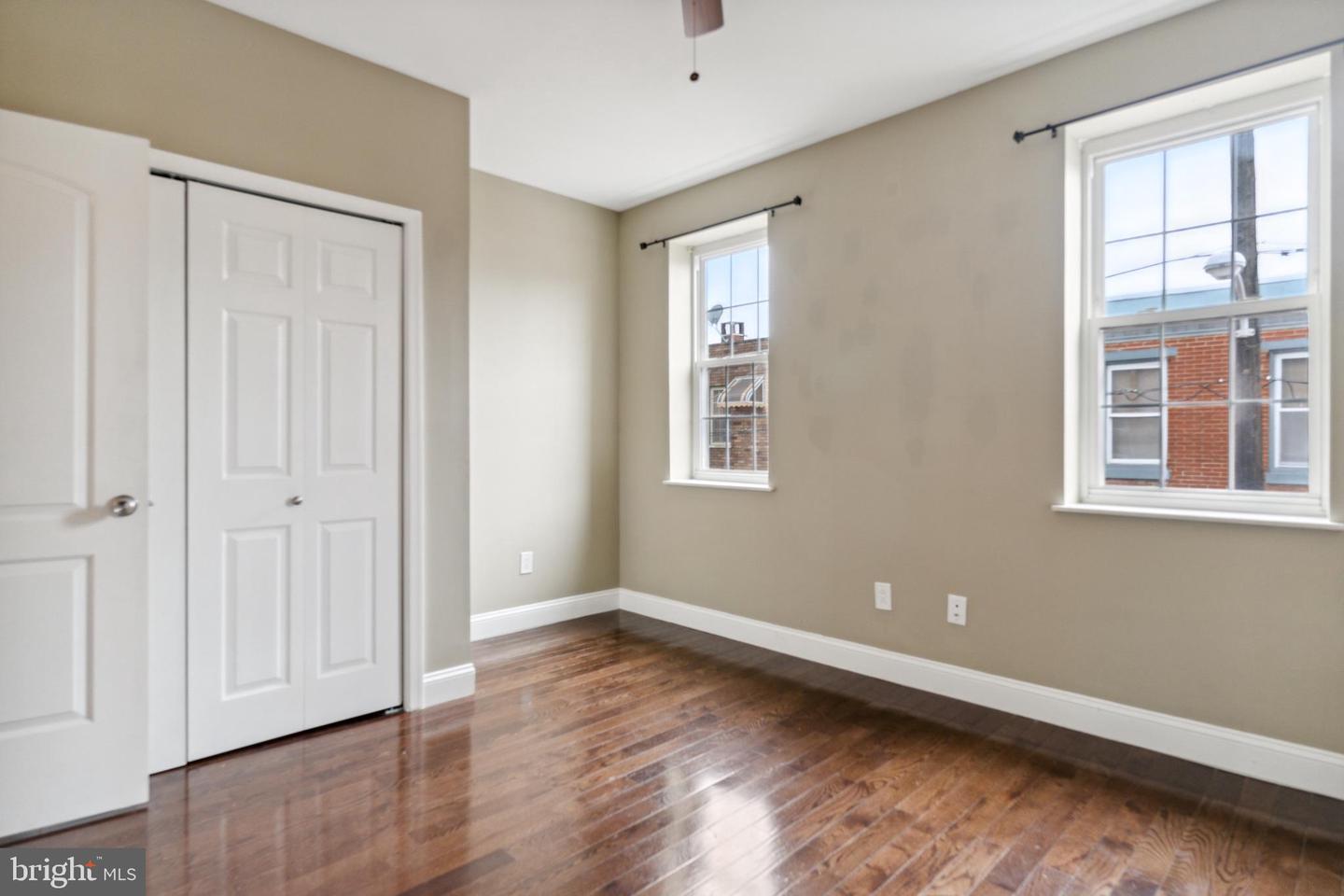 2219 S Bouvier St