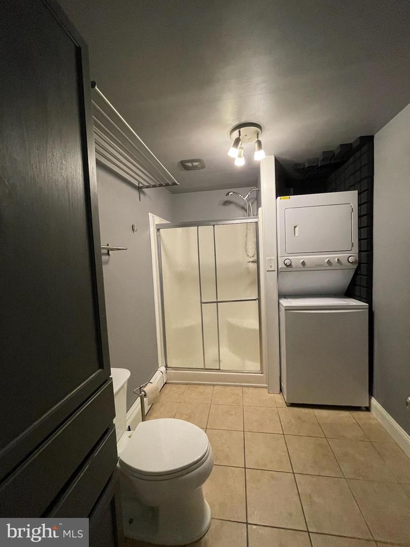 2201 E Thompson St #1st Floor