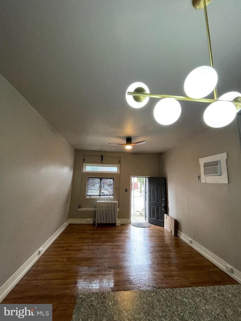 2201 E Thompson St #1st Floor