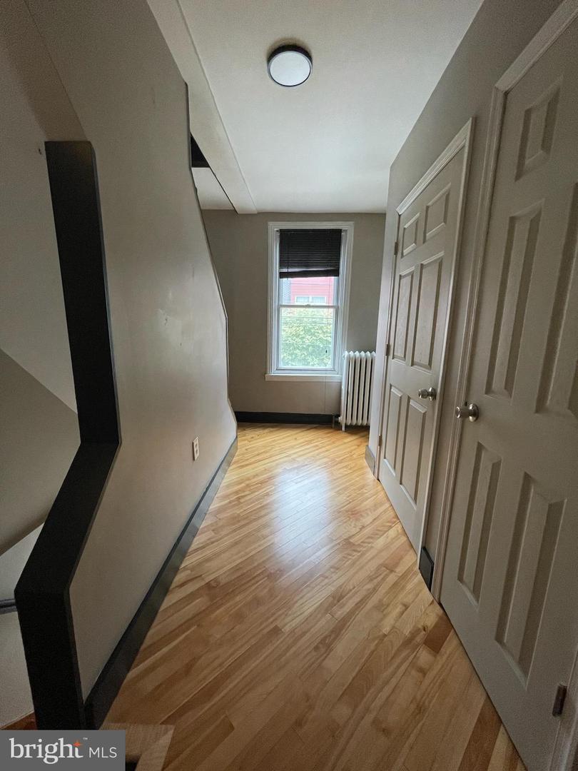 2201 E Thompson St #2nd Floor