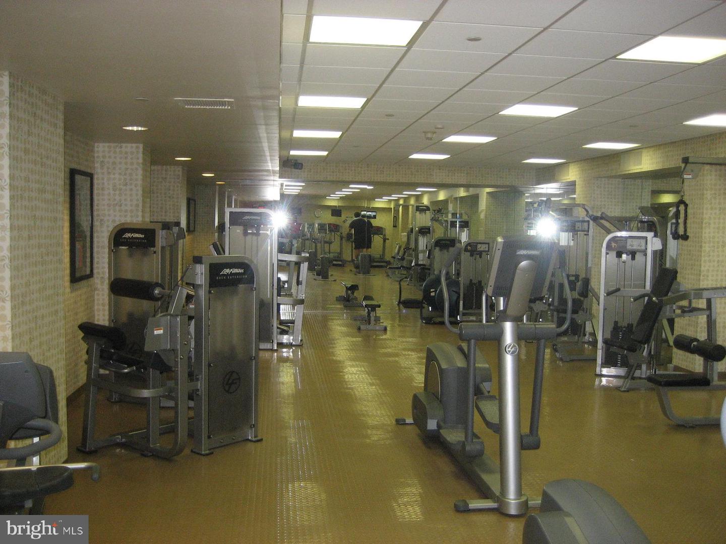 2601 Pennsylvania Ave #809