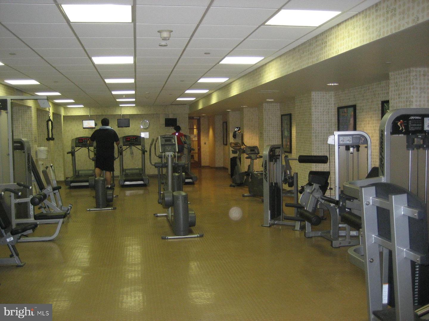2601 Pennsylvania Ave #809