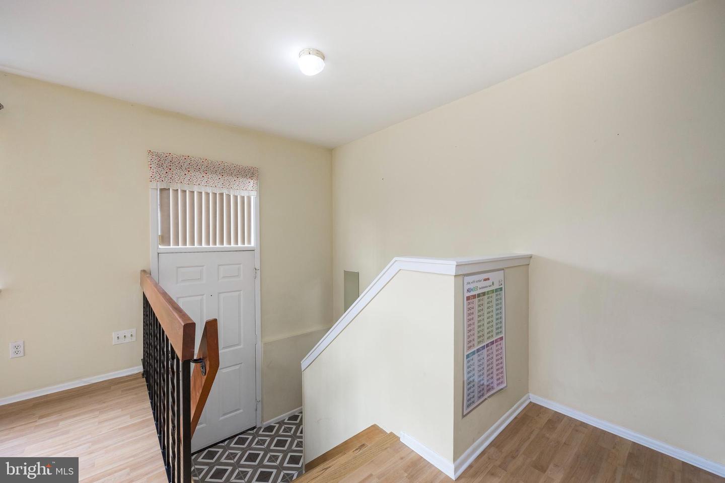 9345 Jamison Ave #B