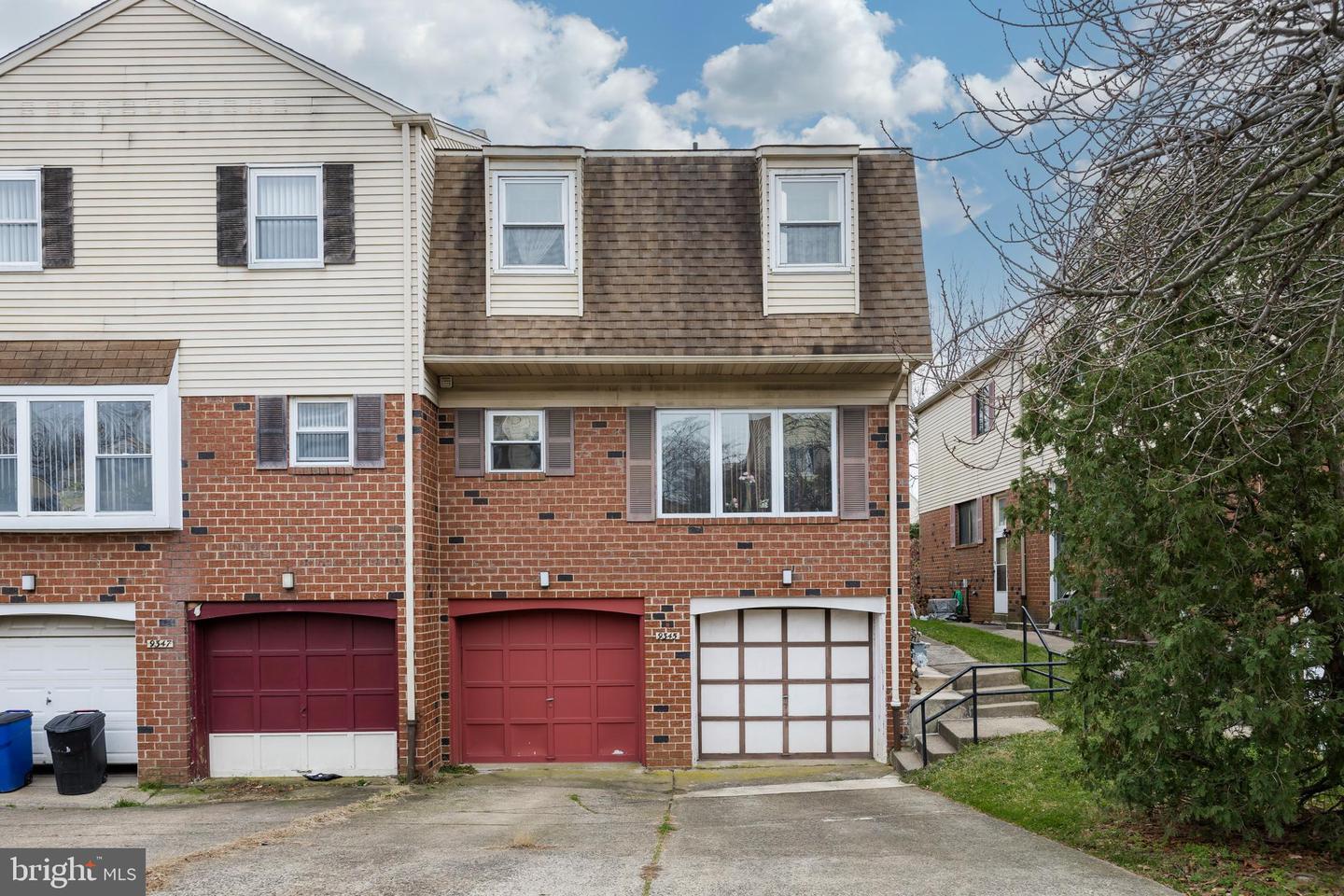 9345 Jamison Ave #B