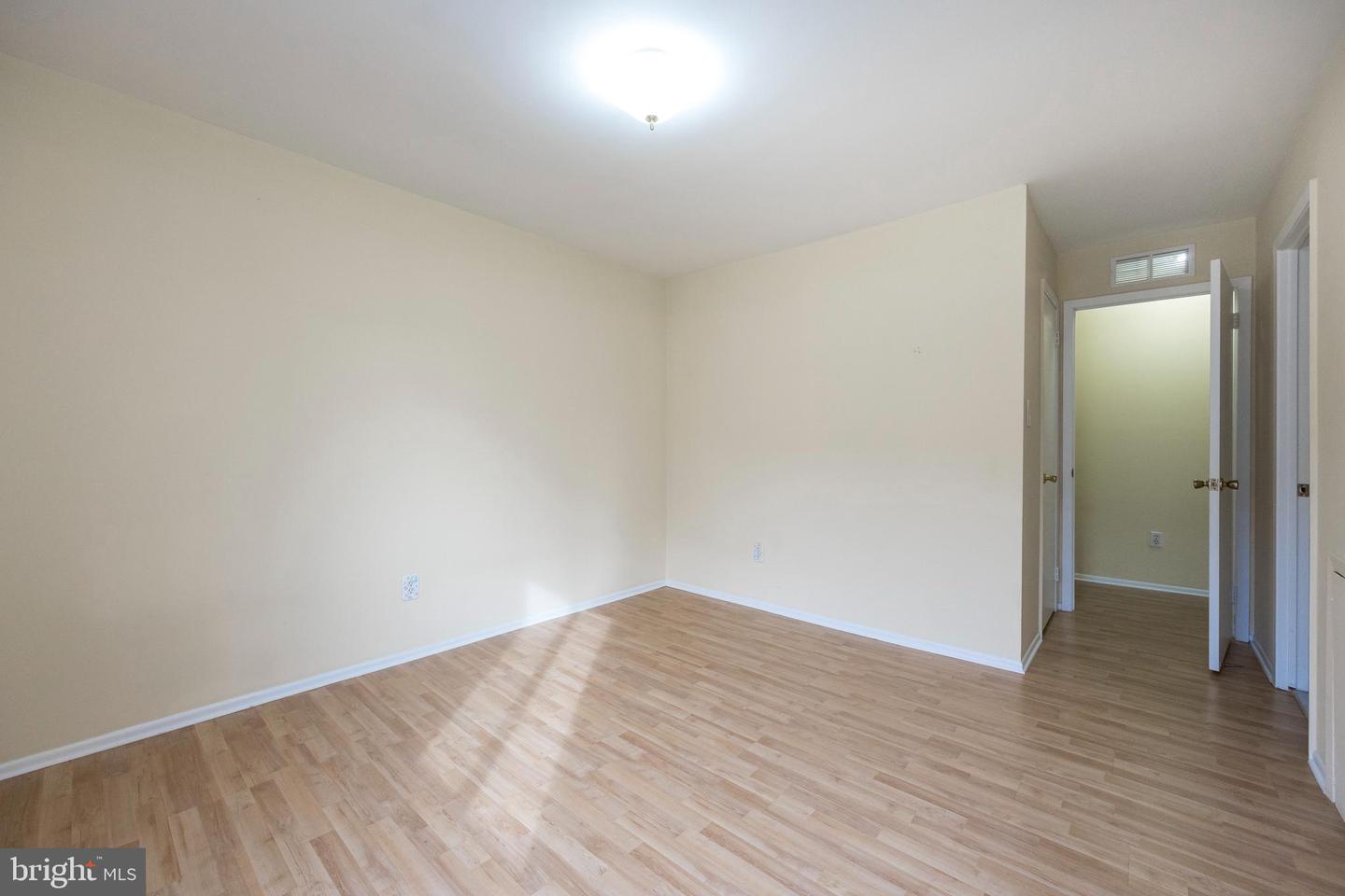 9345 Jamison Ave #B