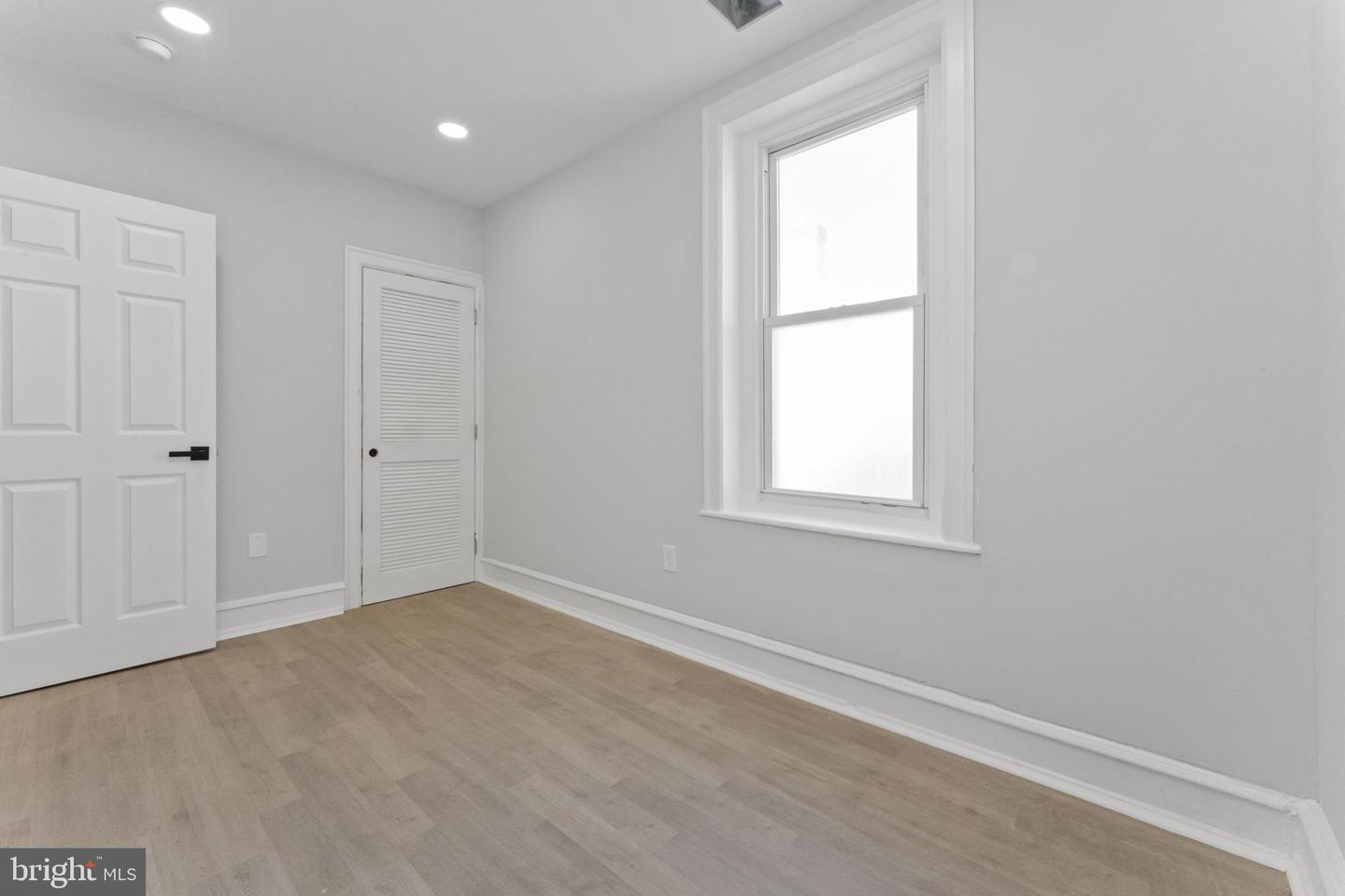 7703 Ridge Ave #2