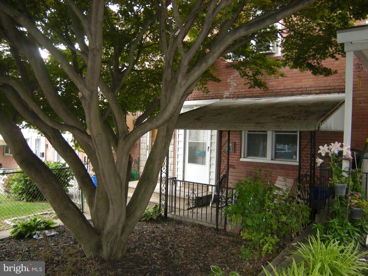 317 W. Salaignac St