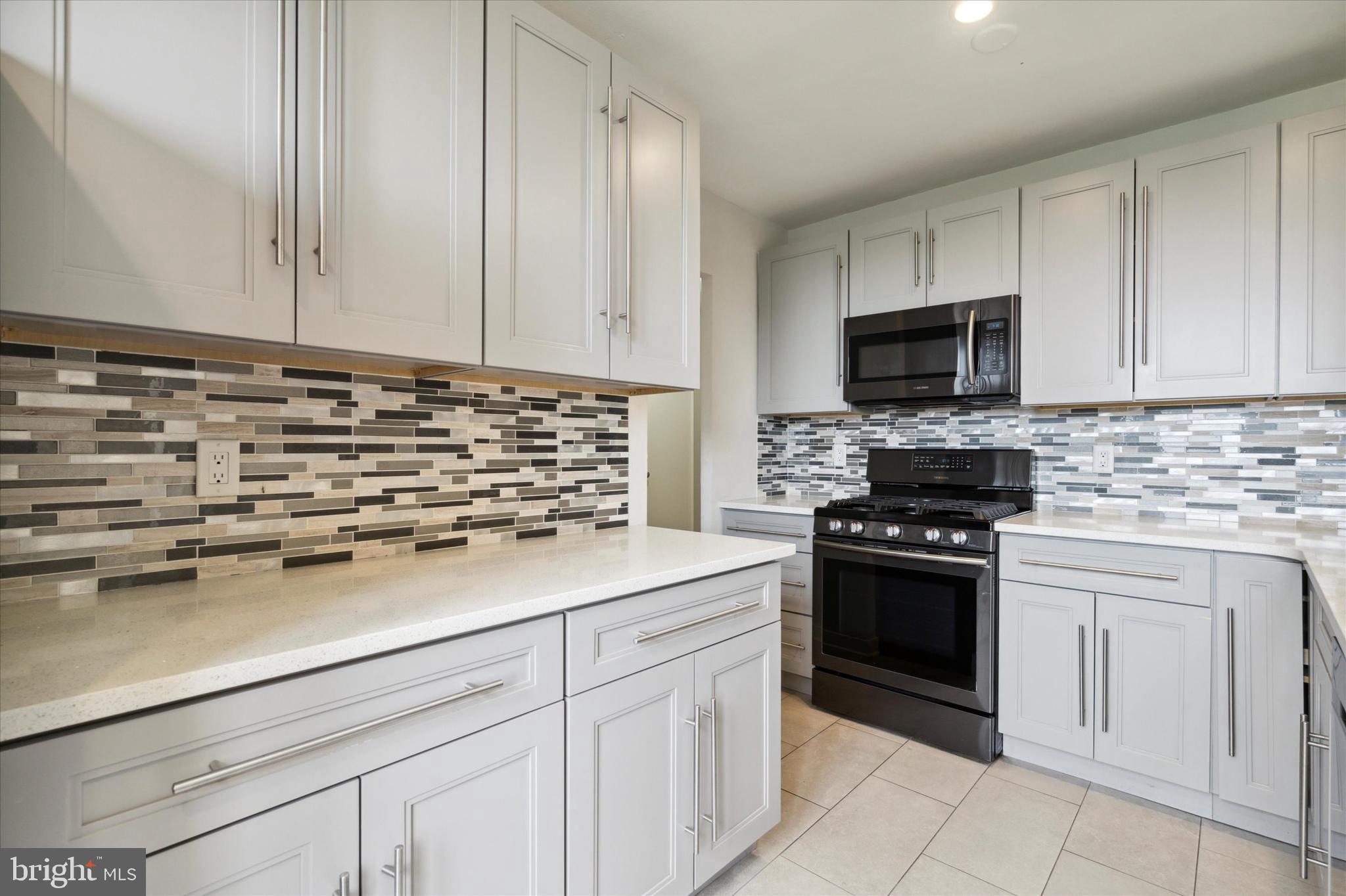 2601 Pennsylvania Ave #821
