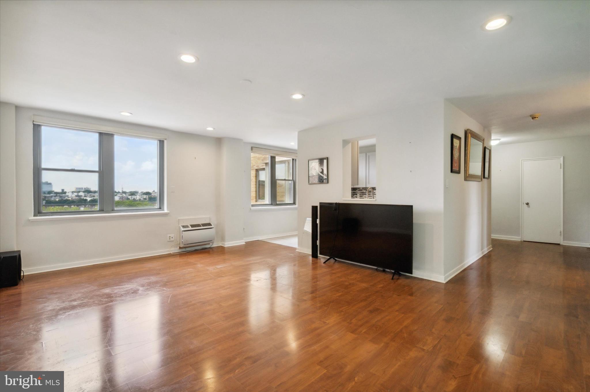 2601 Pennsylvania Ave #821