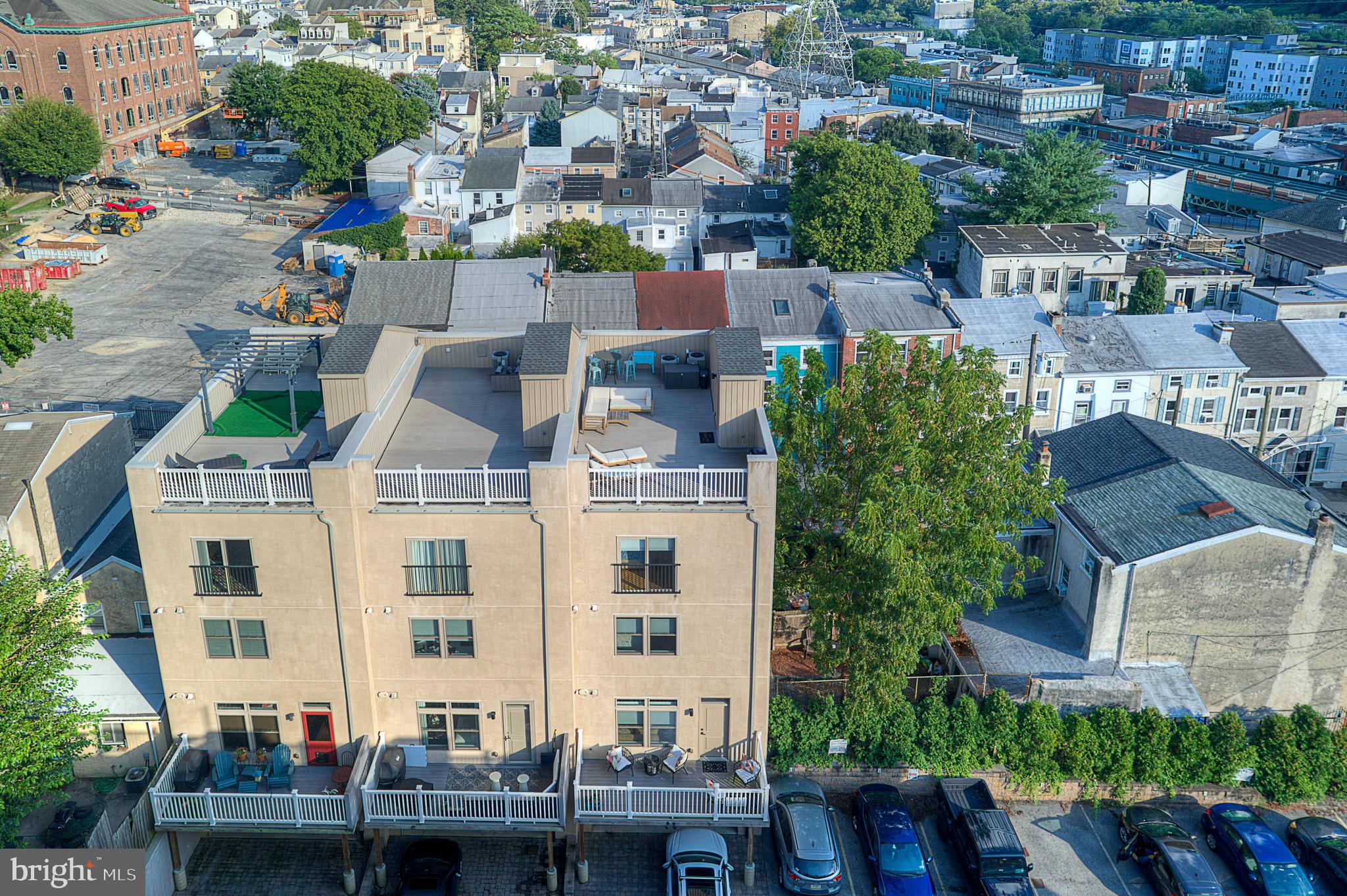152 Carson Street