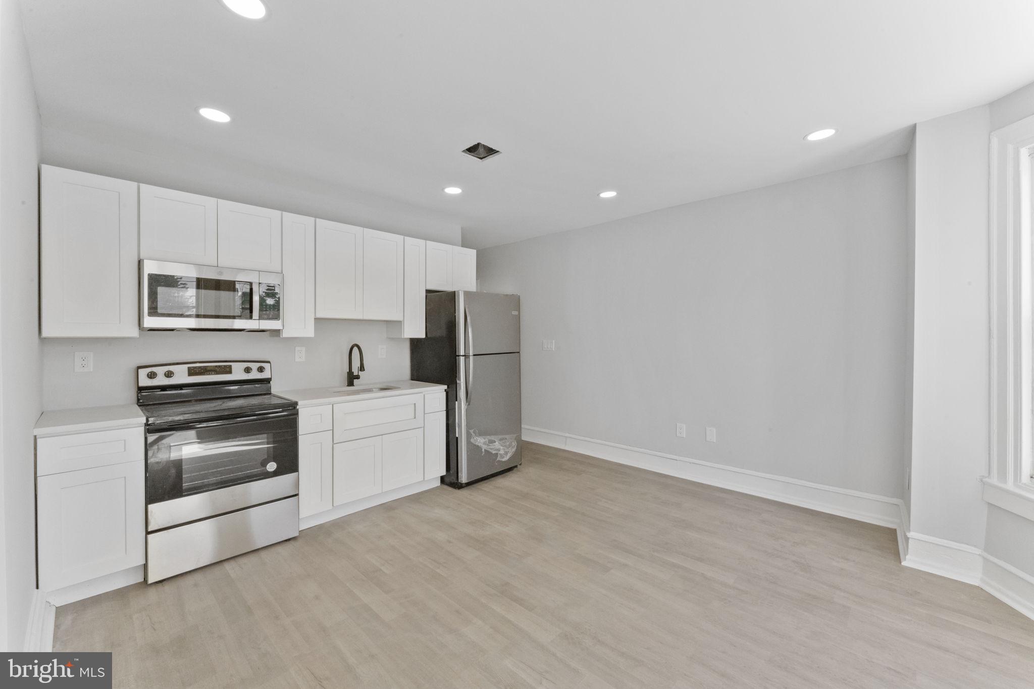 7707 Ridge Ave #2