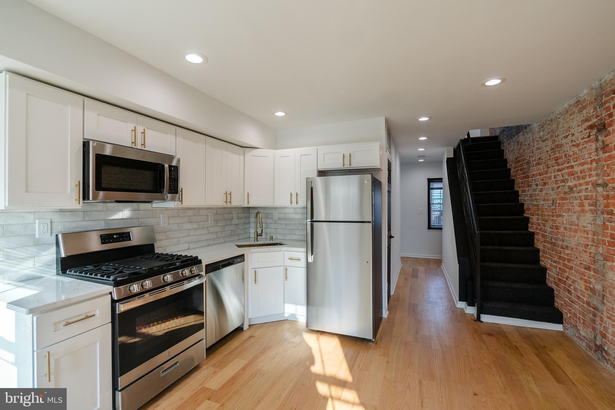 625 S 2nd St #B