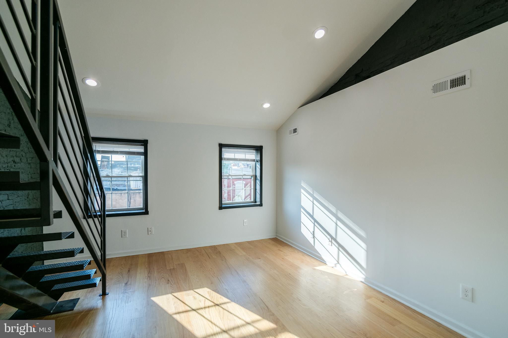 625 S 2nd St #B
