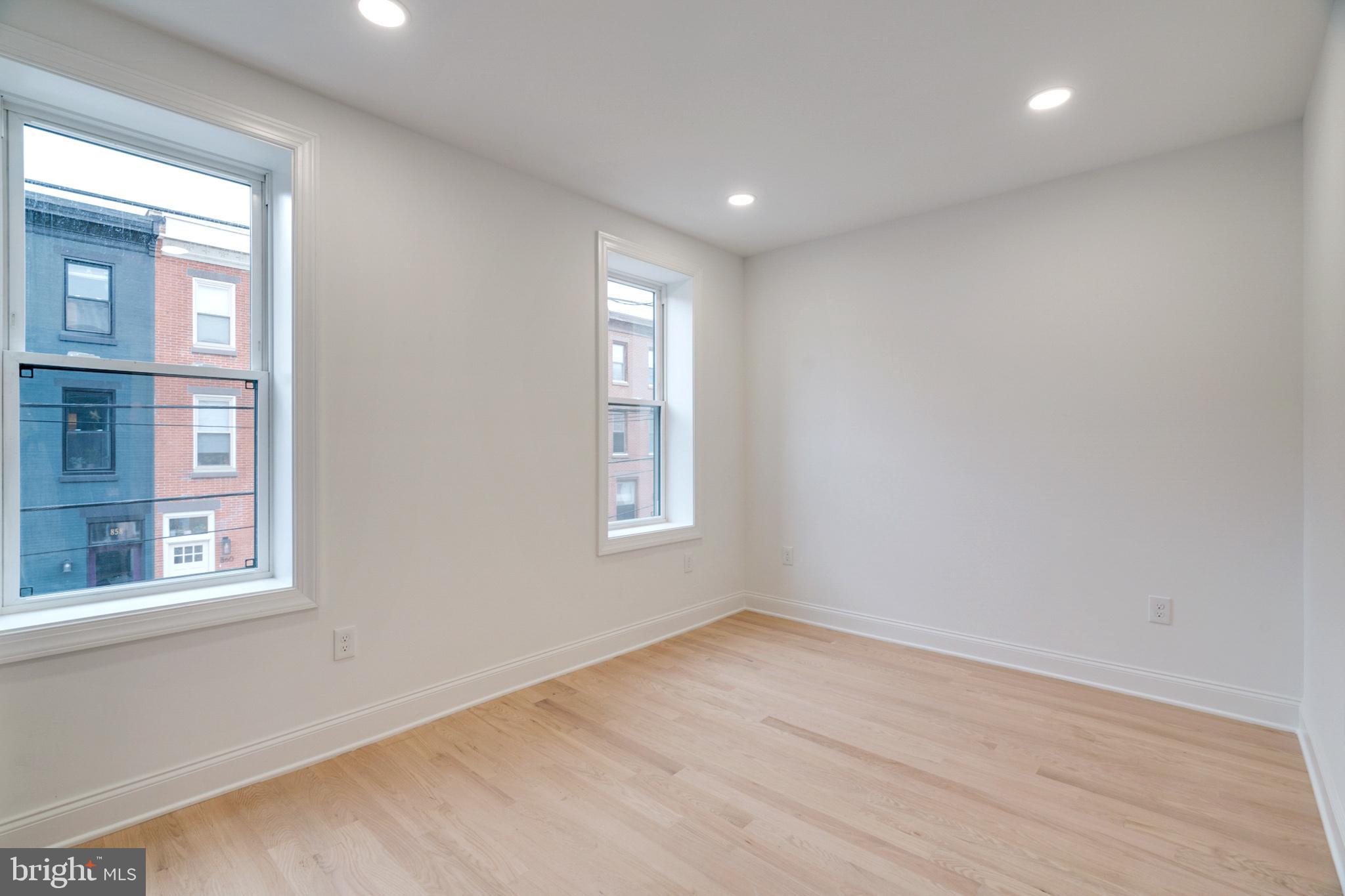 849 N Perkiomen St
