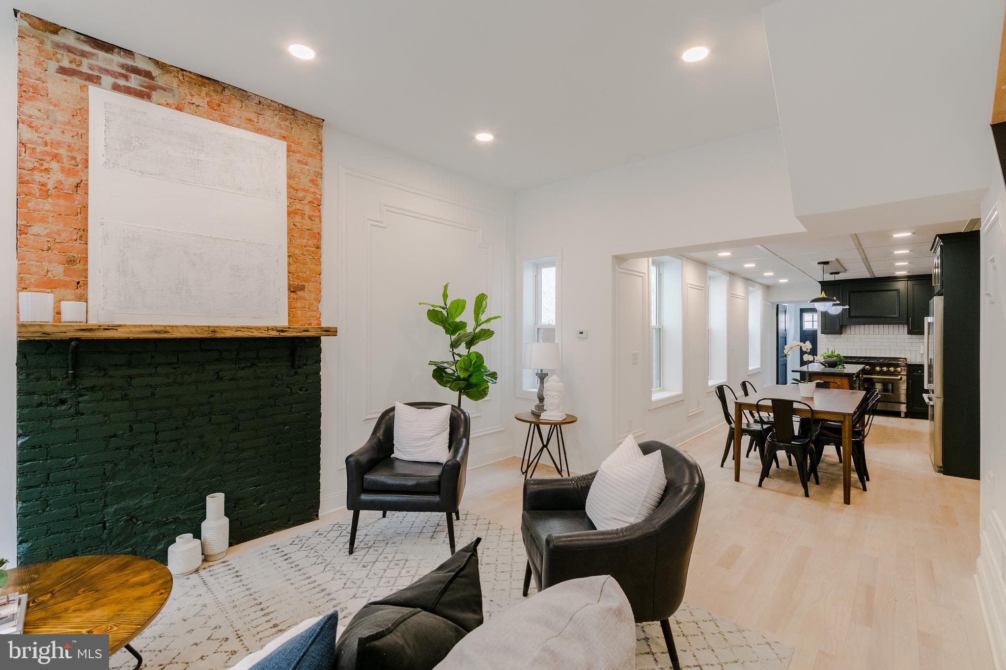 849 N Perkiomen St