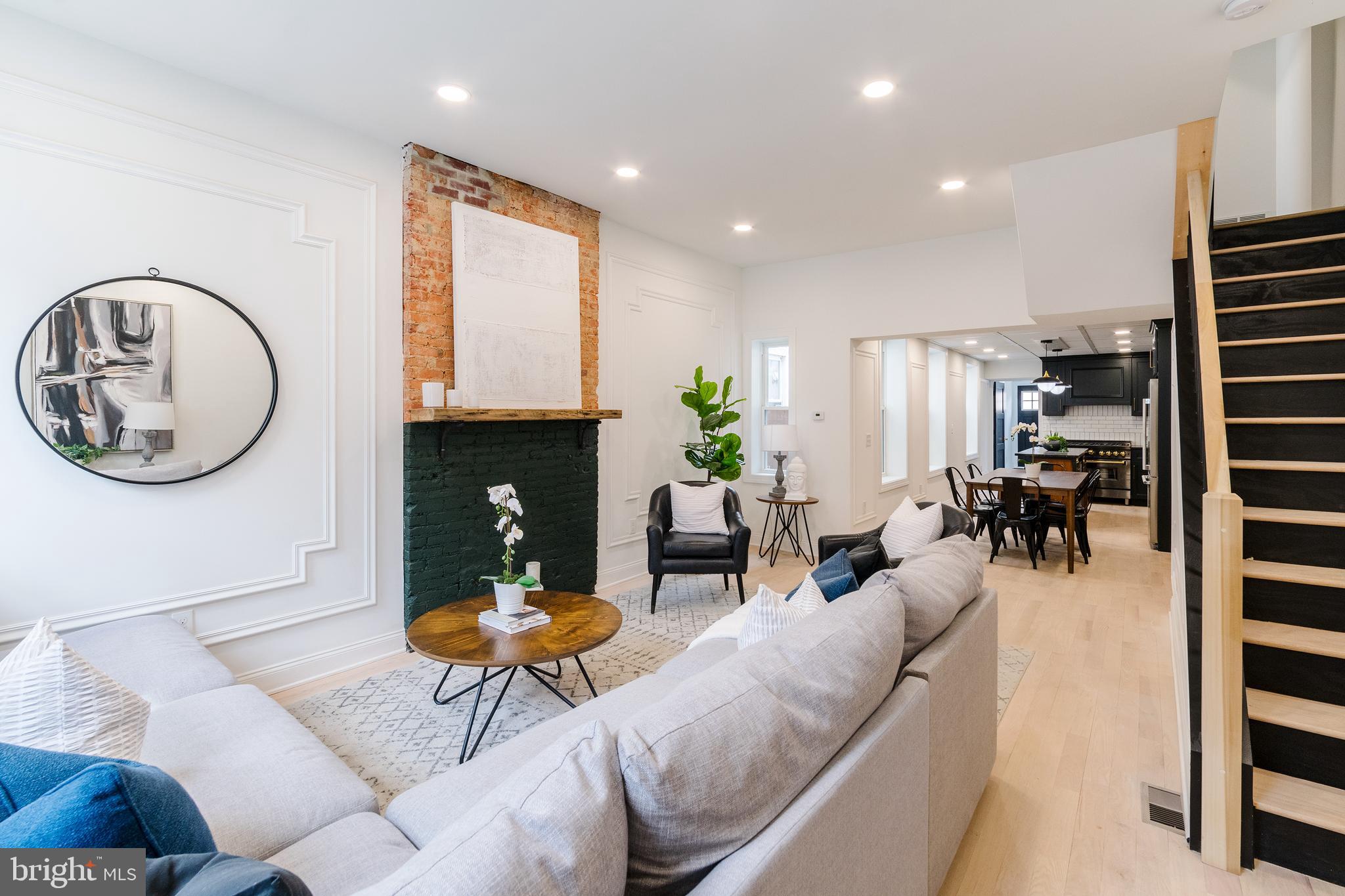 849 N Perkiomen St